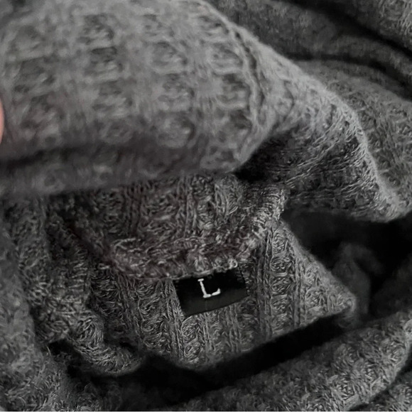 Women's Oversized Waffle Knit Batwing Turtleneck Gray Tunic Large | GUC - Picture 7 of 7